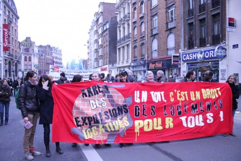 Manifestation unitaire pour un droit au logement pour tous.
